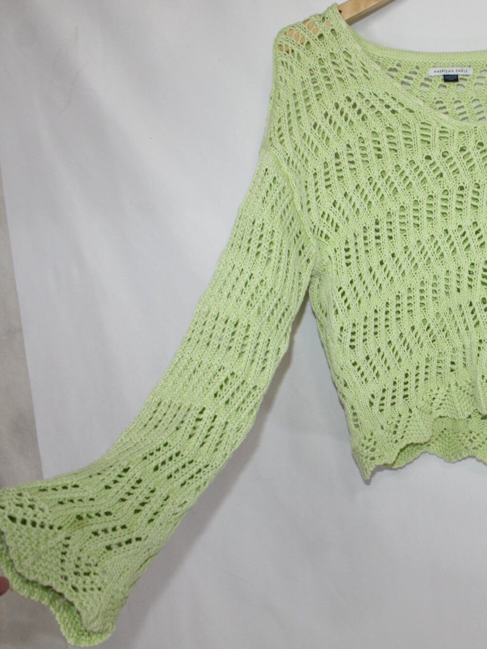American Eagle light green crochet sweater bell sleeve beach surf pullover vneck - Picture 4 of 15